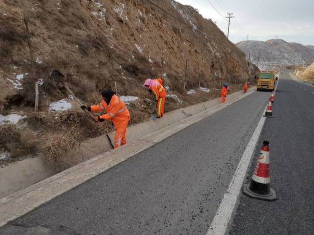 兰州高速公路处强化巡查力度 保障道路畅通