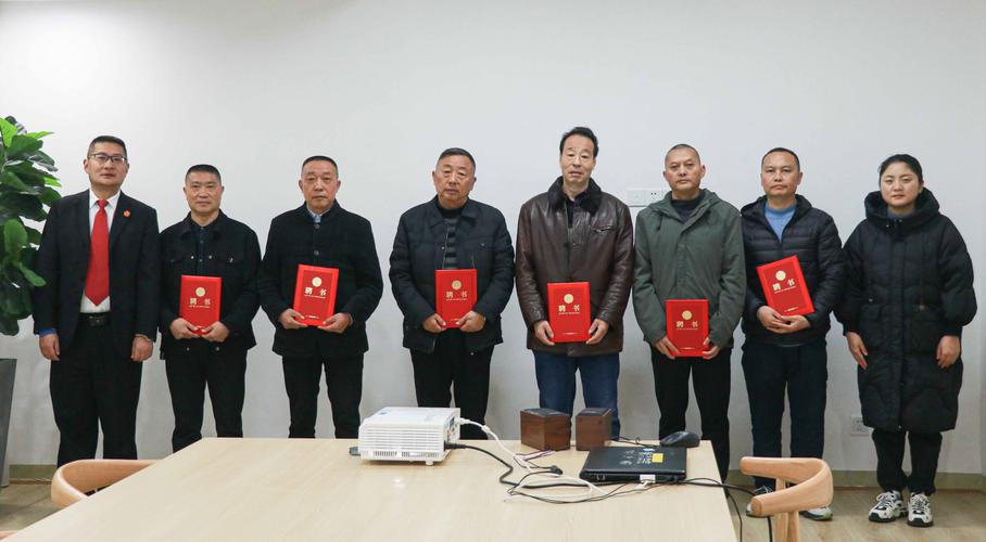 调解再添新力量!大理市法院举行特邀调解组织聘任仪式