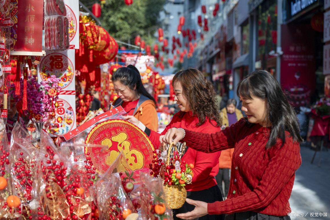 (新春走基层)广西各地“花式”过龙年 “假日经济”掀消费热潮