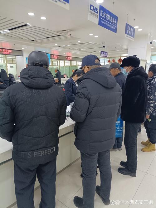 青海茫崖:医保服务从“窗口”搬到“家门口”