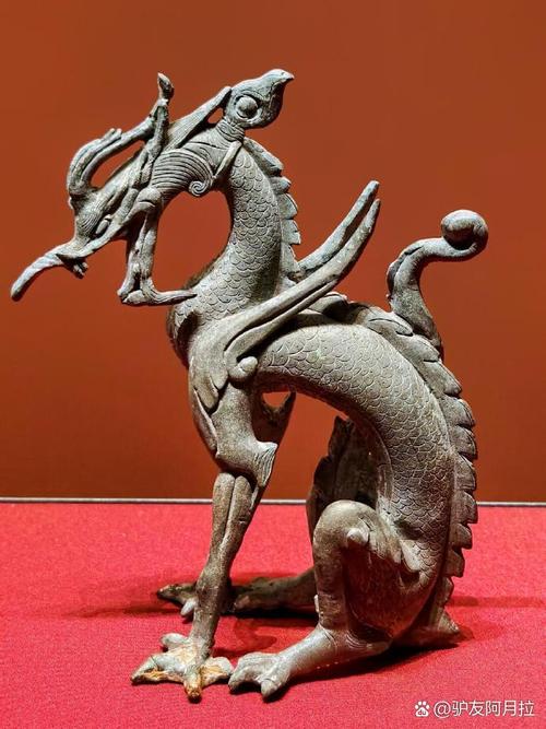 透过文物看古代生活(看台人语)