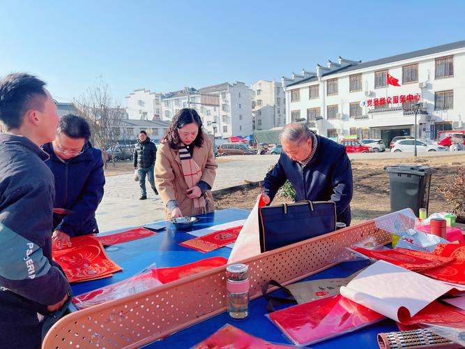 （新春走基层）城市青年秦岭山下寻“新”年味