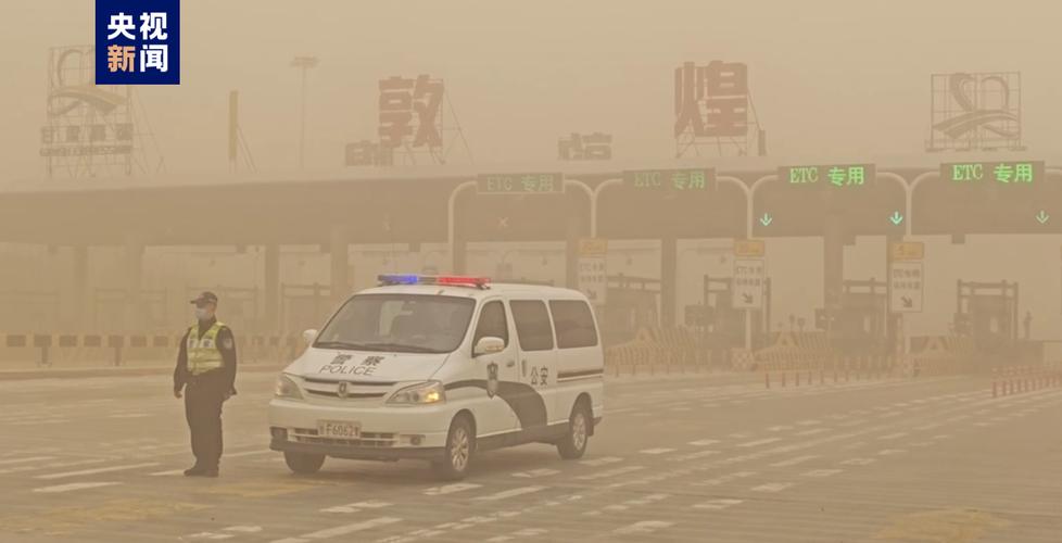 甘肃张掖发布沙尘暴黄色预警