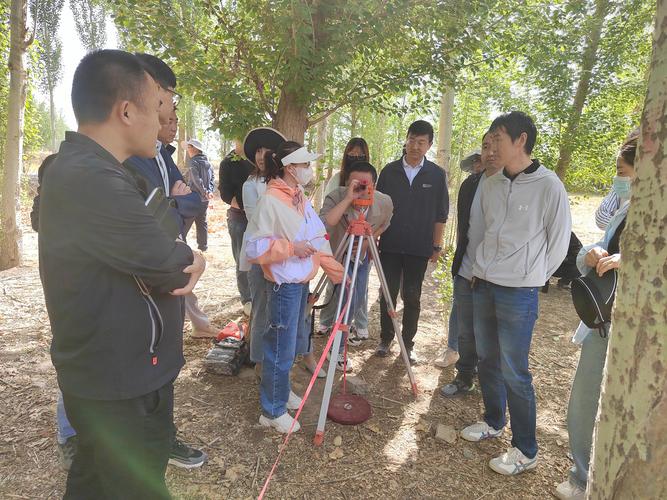 青海全面完成林草湿生态综合监测工作