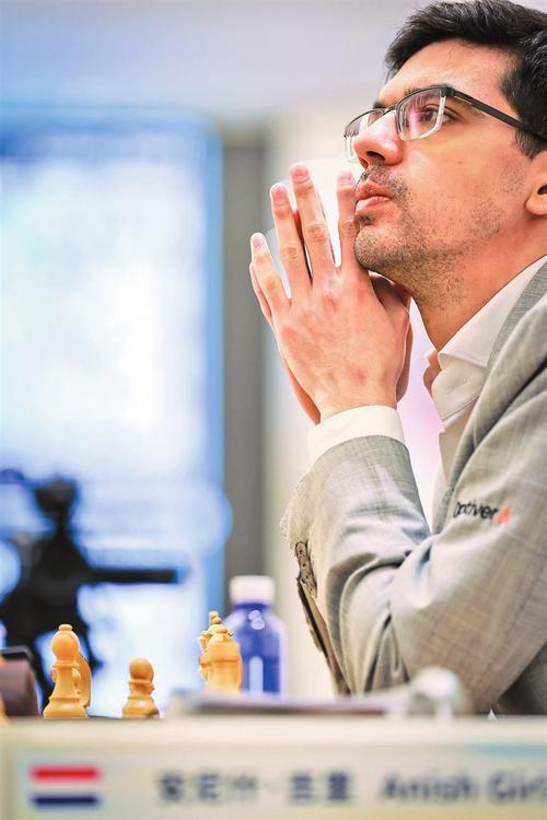 第五届深圳龙岗国际象棋大师赛开幕