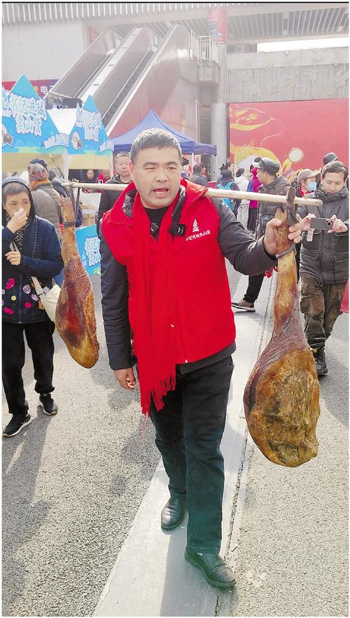 (新春走基层)“村播带年货”成浙江乡间别样风景线
