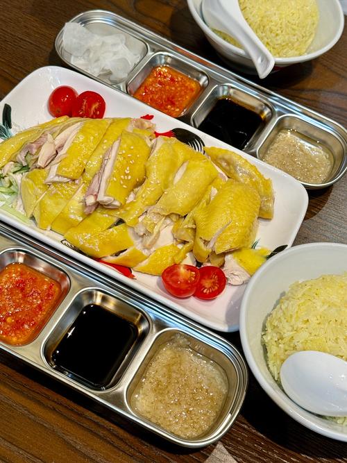 第二届海南鸡饭节打造欢乐美食盛宴 漫步海口湾 闻得鸡饭香
